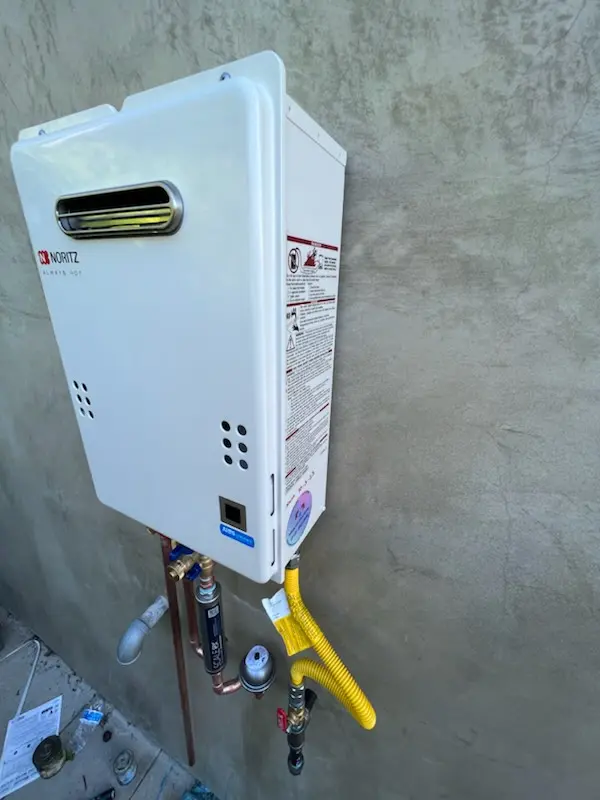 Tankless water heater installation for Alum Rock homes